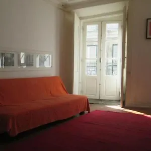  Apartment Center Simple Charming