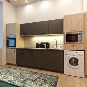  Appartement E12 Boutique Hongrie
